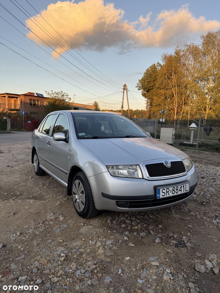 Skoda Fabia 2004 photo 2