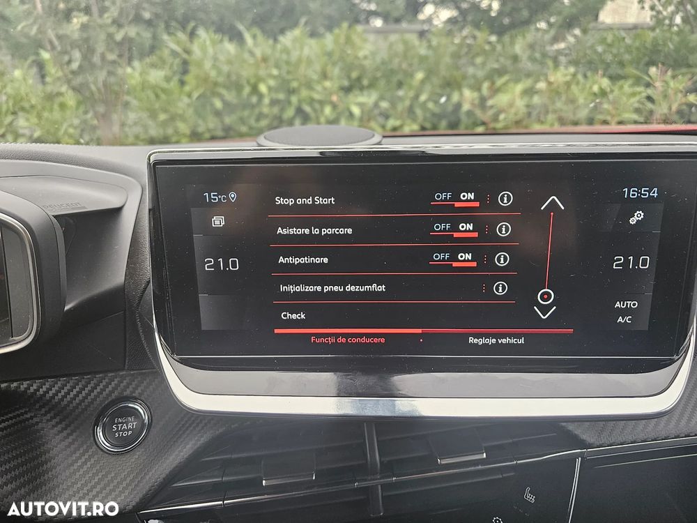 Peugeot 2008 1.2 PureTech EAT8 STT GT - 10