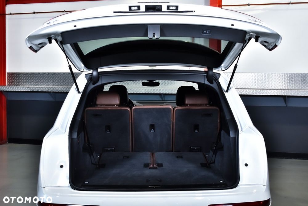 Audi Q7 - 4