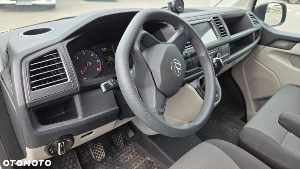 Volkswagen Transporter T6 - 12