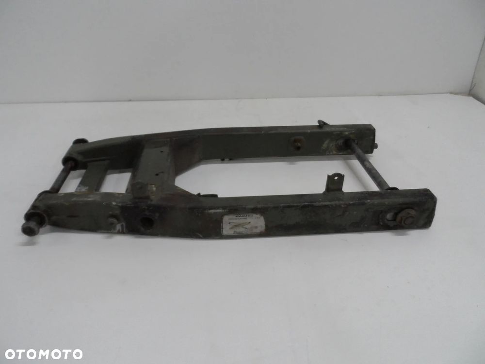 CAGIVA W 16 wahacz tył - 3