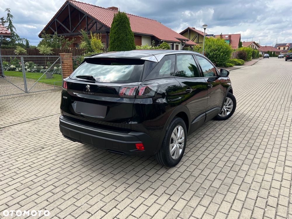 Peugeot 3008 1.5 BlueHDi Active Pack S&S EAT8 - 17
