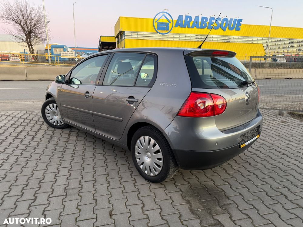 Volkswagen Golf 1.9 TDI DPF Tour - 4