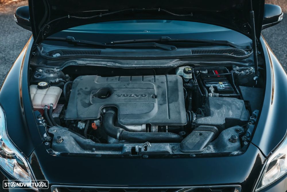 Volvo C30 1.6 D R-Design - 17