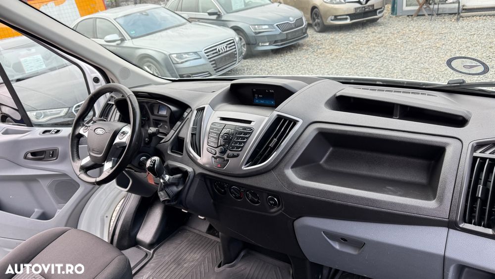 Ford Transit - 26