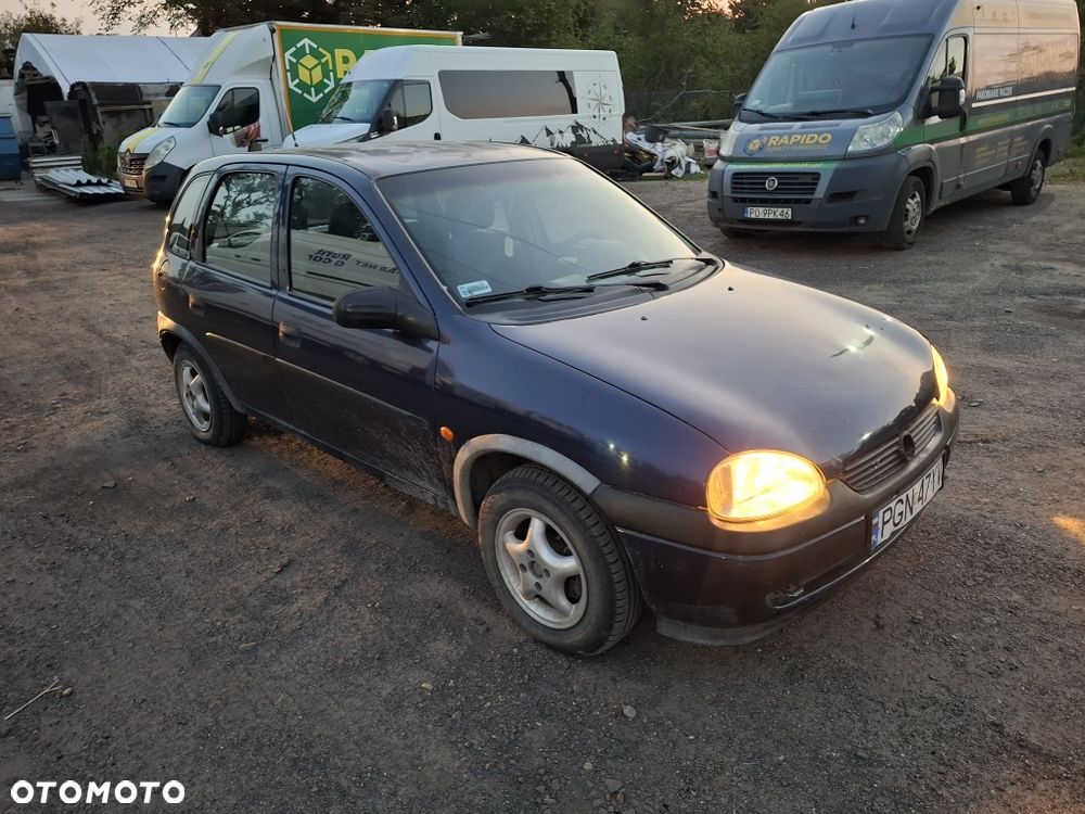 Opel Corsa - 4