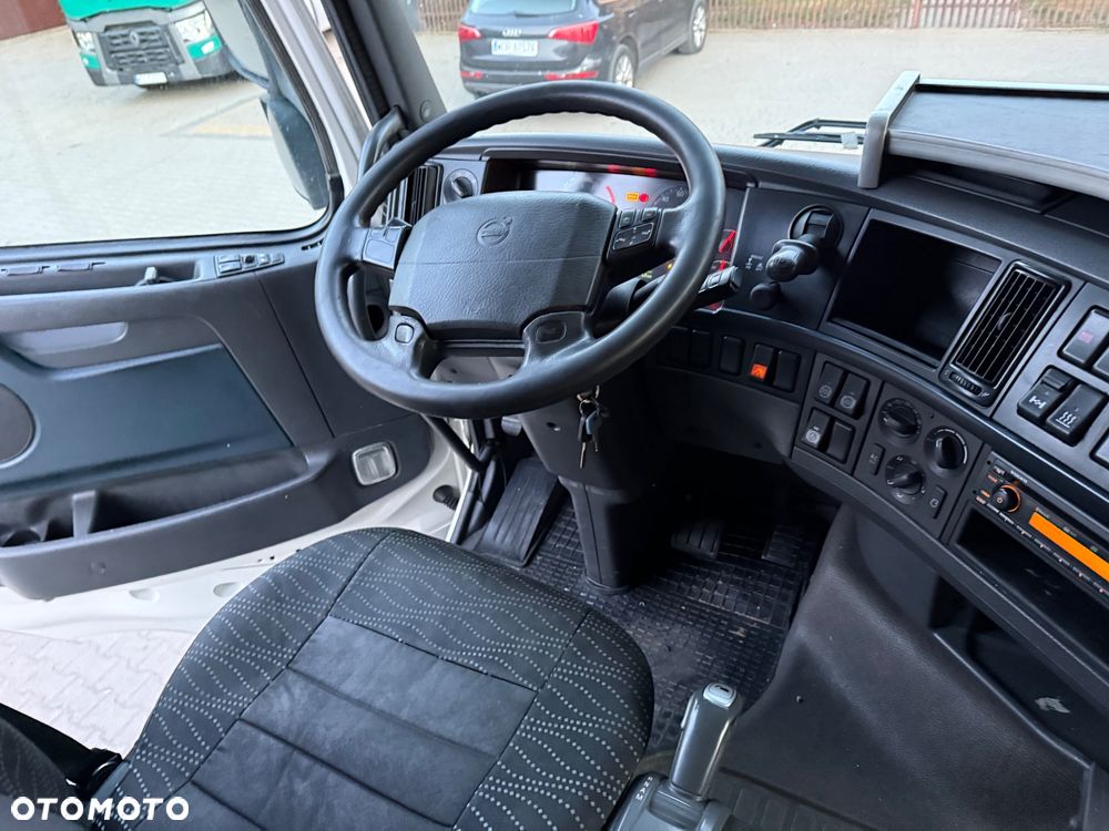 Volvo 460 XL automat - 11