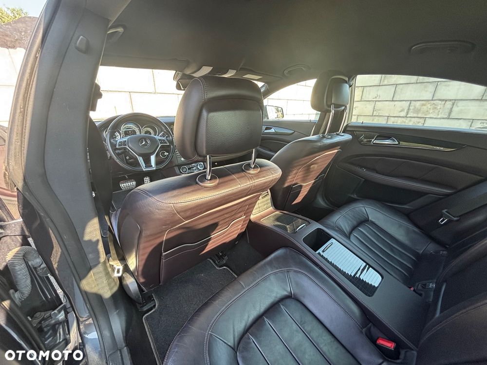 Mercedes-Benz CLS 350 CDI 4-Matic BlueEff - 10