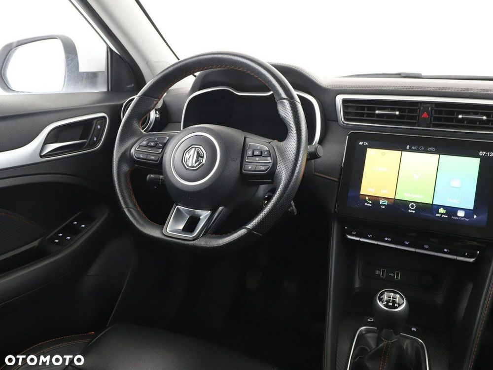 MG ZS ICE 1.5 VTI-tech Luxury - 17