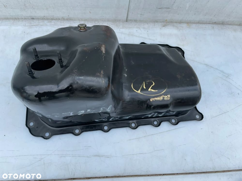 MISKA OLEJOWA BMW E90 2.0 N46B20B - 1