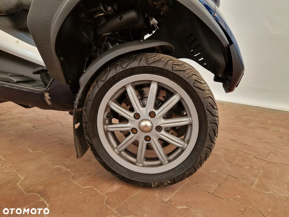 Piaggio MP-3 - 20