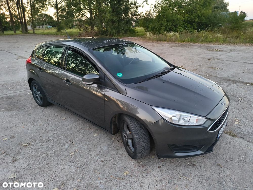 Ford Focus 1.6 Trend - 28