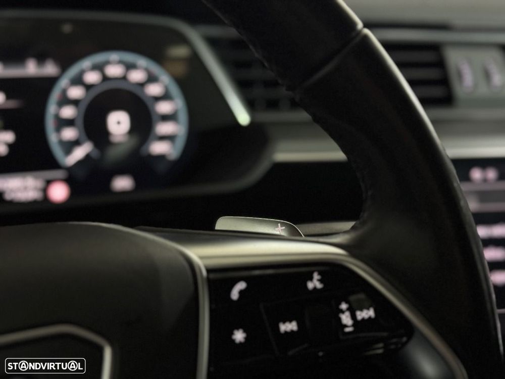 Audi Q8 e-Tron Sportback 55 quattro Advanced - 20