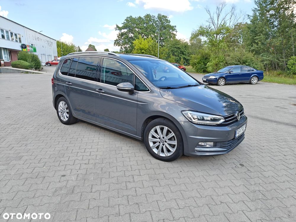 Volkswagen Touran - 3