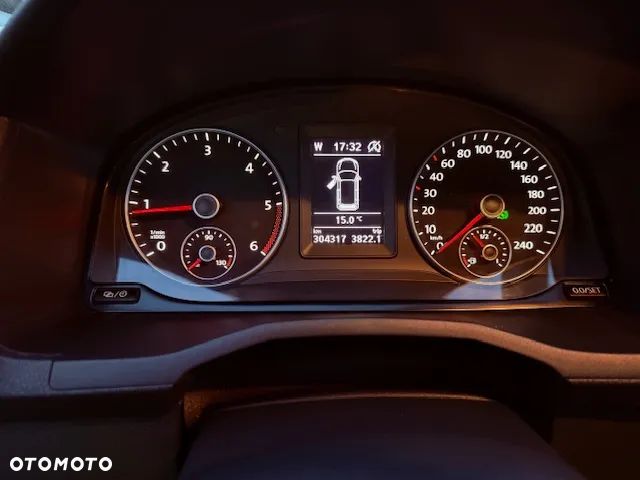 Volkswagen Caddy 2.0 TDI Trendline DSG - 8