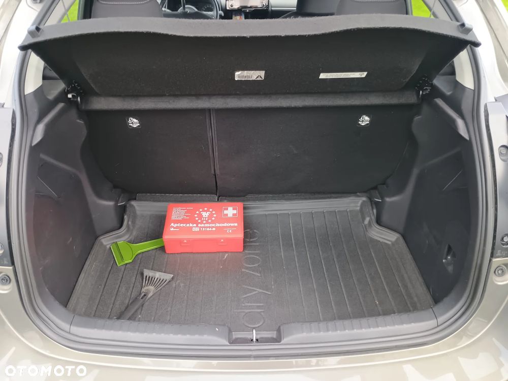 Toyota Yaris 1.5 Comfort - 9
