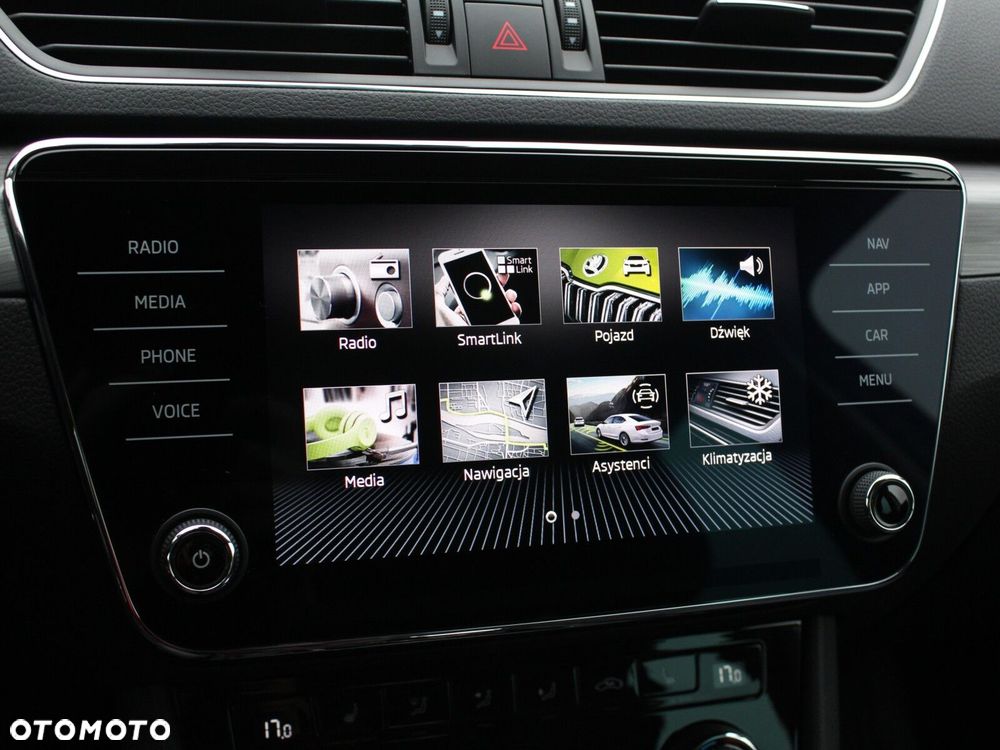 Skoda Superb 2.0 TSI Style DSG - 24