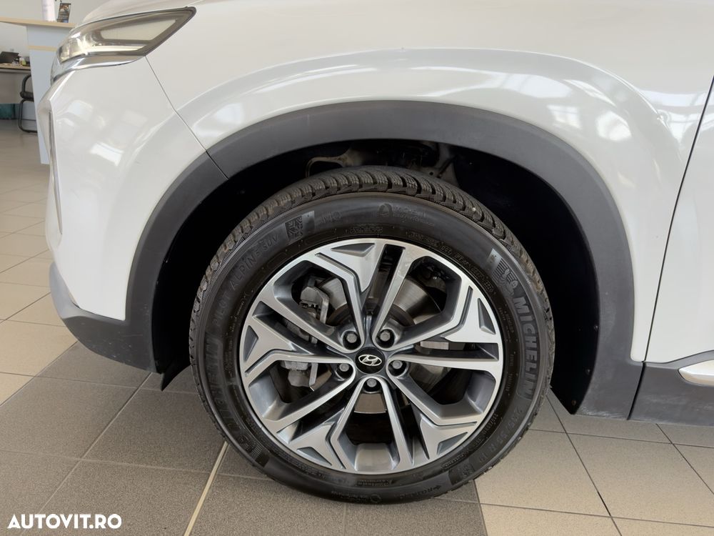 Hyundai Santa Fe 2.2 CRDi 4WD 8AT Luxury - 4