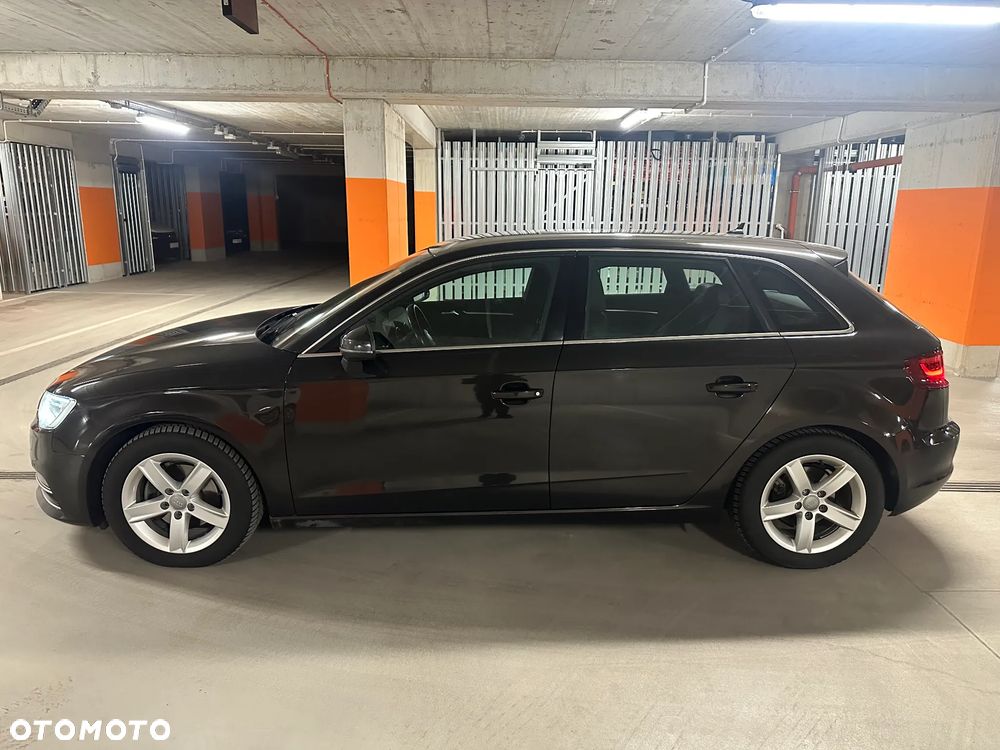 Audi A3 2015 photo 2