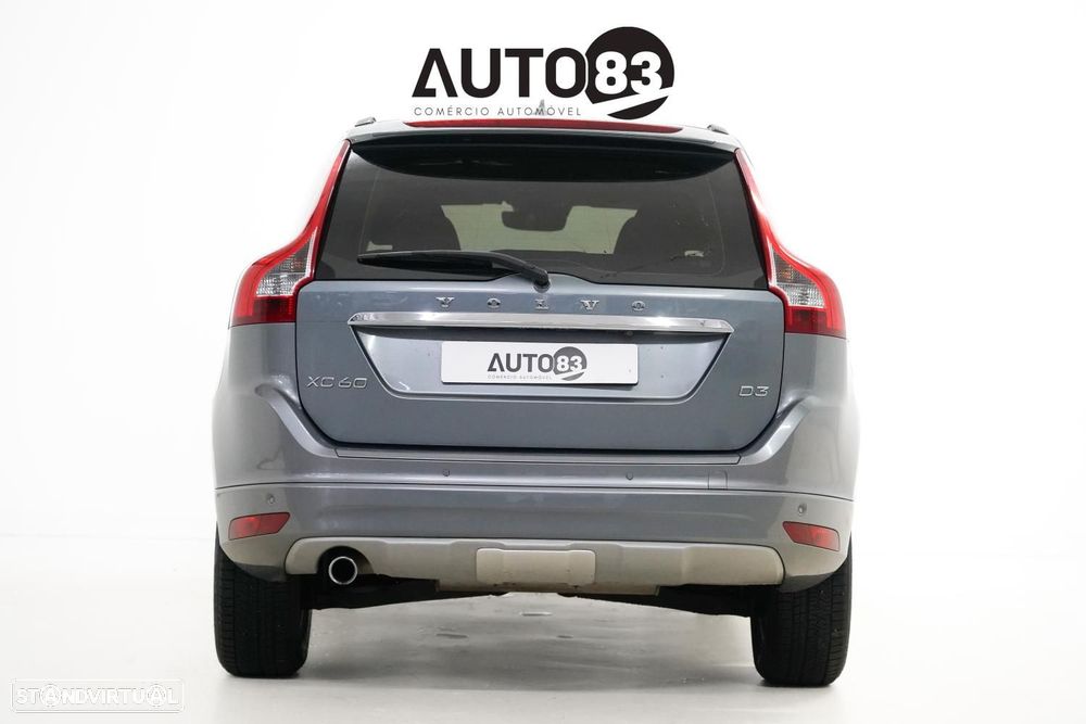 Volvo XC 60 2.0 D3 Kinetic Geartronic - 4