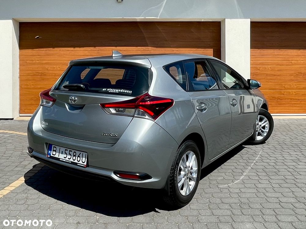 Toyota Auris - 3