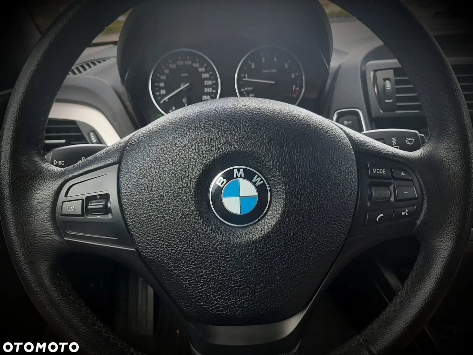 BMW Seria 1 114i - 17