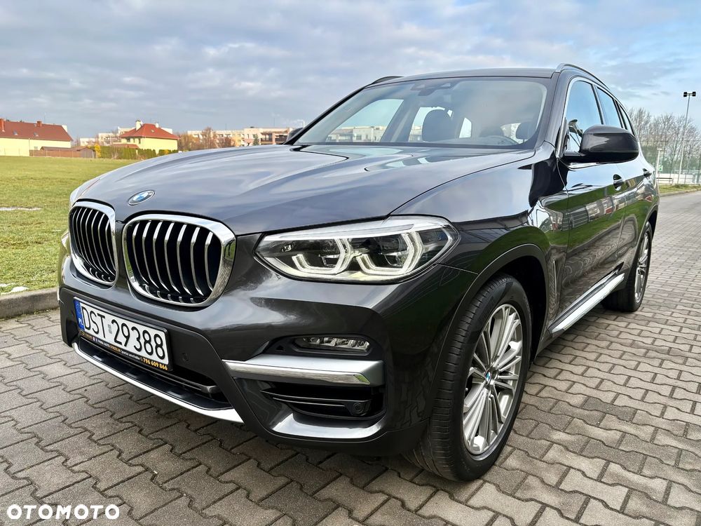 BMW X3 xDrive20d Luxury Line - 38