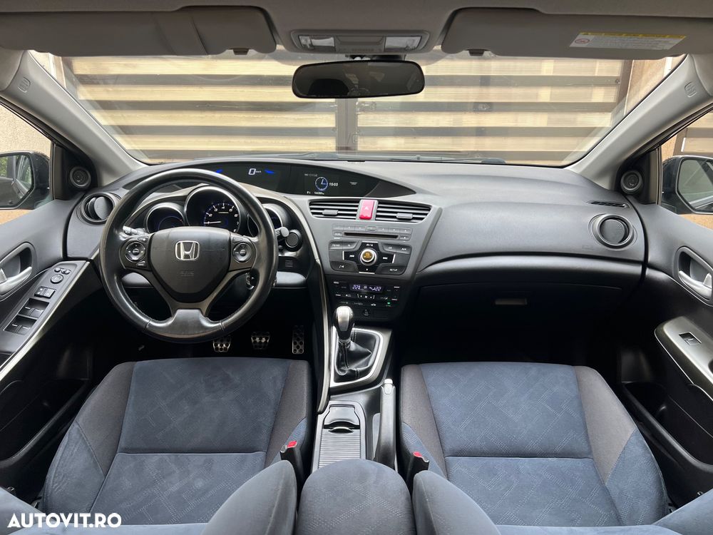 Honda Civic 1.8i Exec - 7