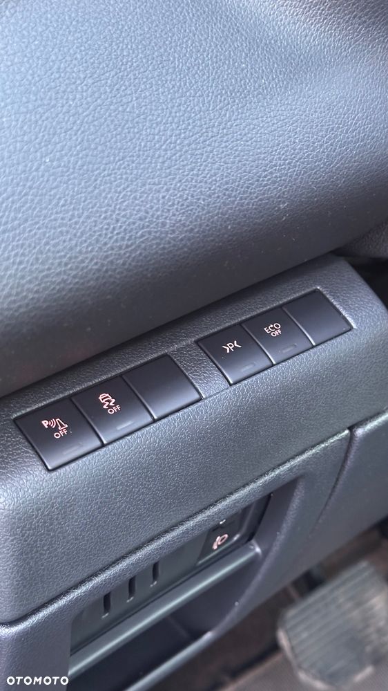 Peugeot 5008 BlueHDI 120 EAT6 Stop & Start Allure - 23