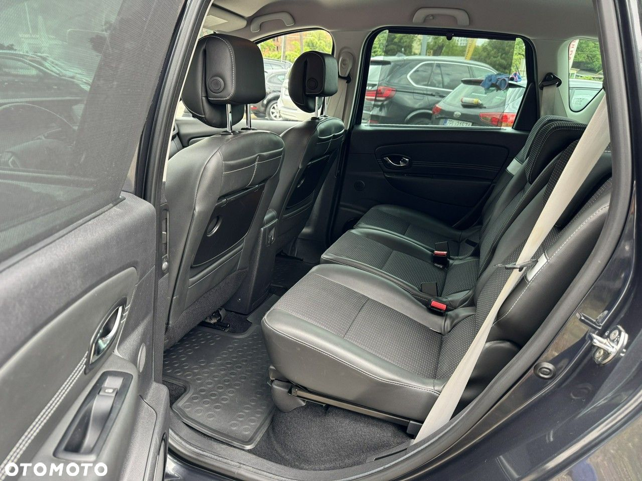 Renault Scenic - 22