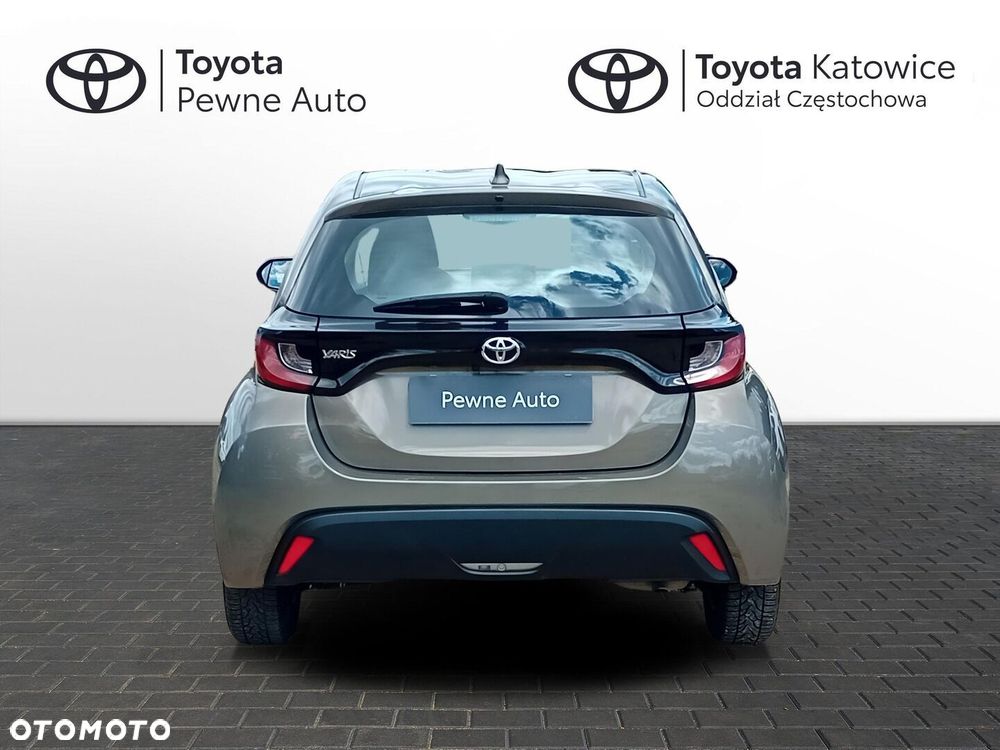 Toyota Yaris - 7
