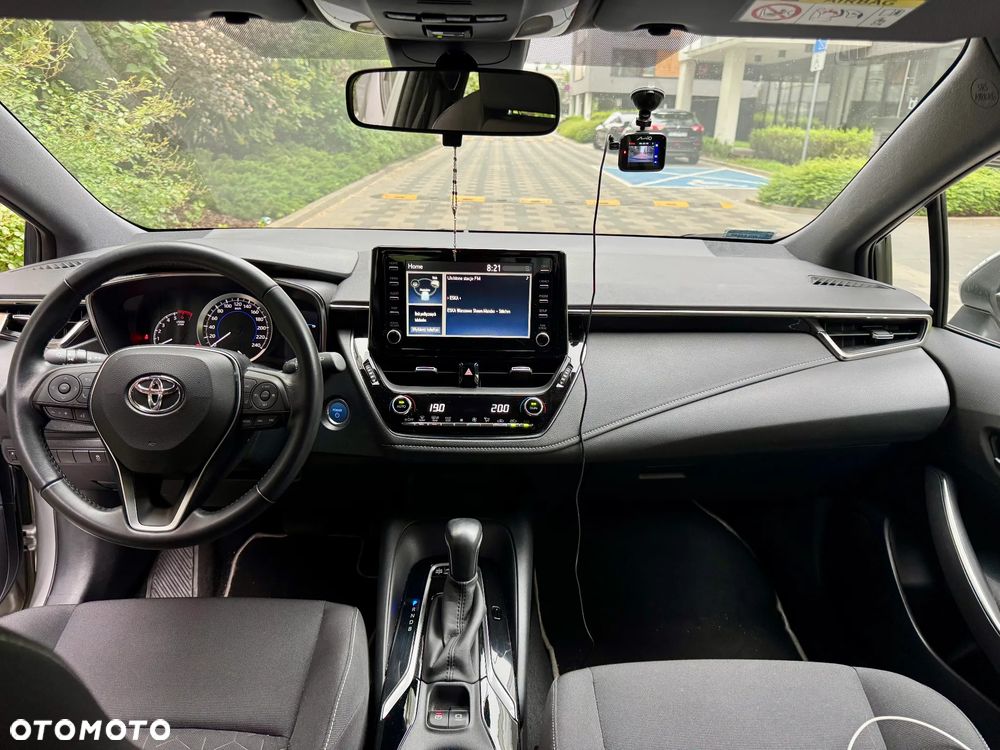 Toyota Corolla - 5