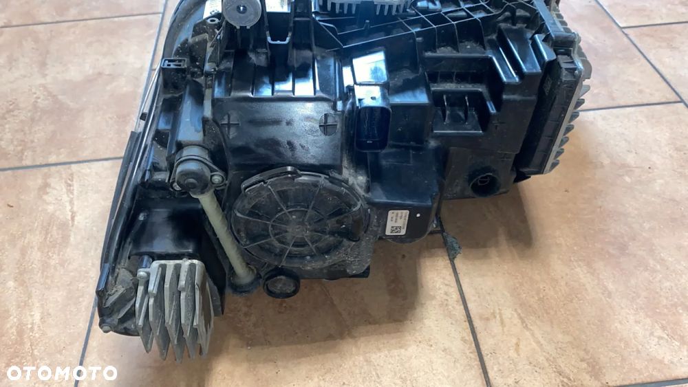 AMPA PRZEDNIA PRAWA ADAPTIVE LED EUROPA BMW G30 G31 7439210 - 6