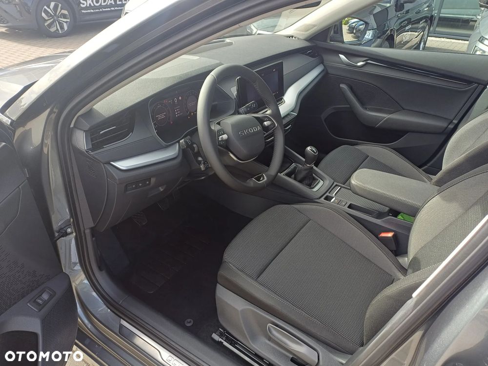 Skoda Octavia 1.5 TSI Drive Selection - 11