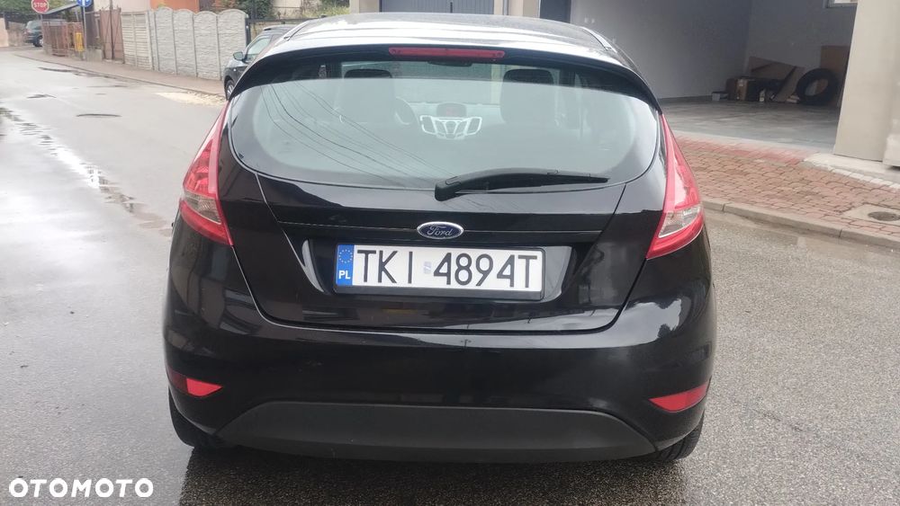 Ford Fiesta 1.25 Champions Edition - 26