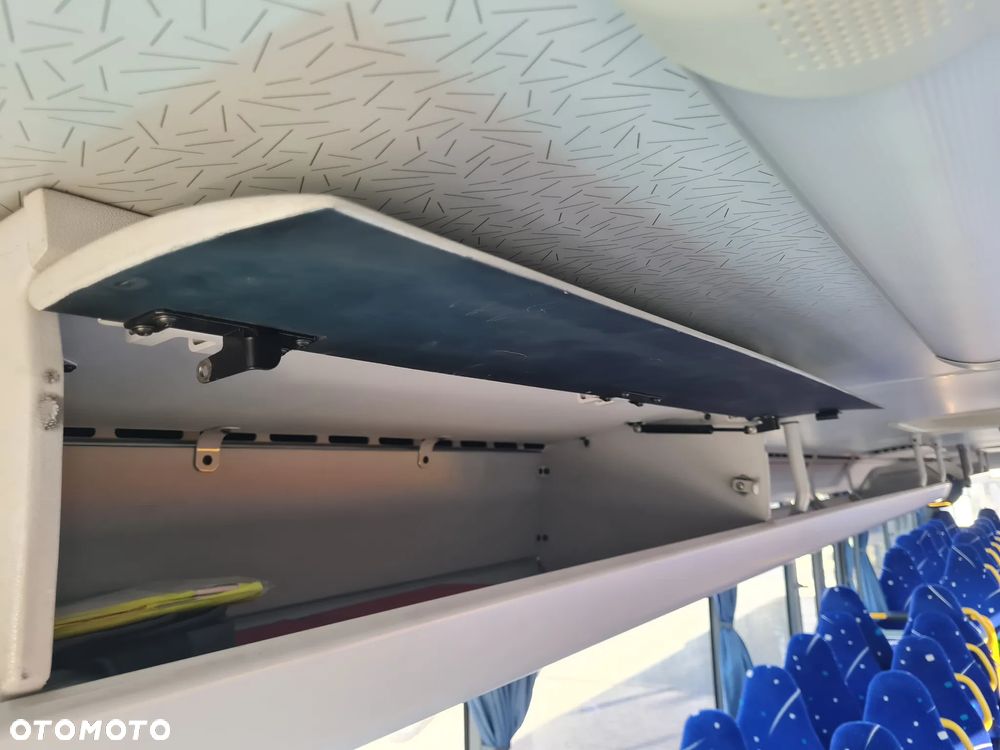 Mercedes-Benz INTOURO - 22