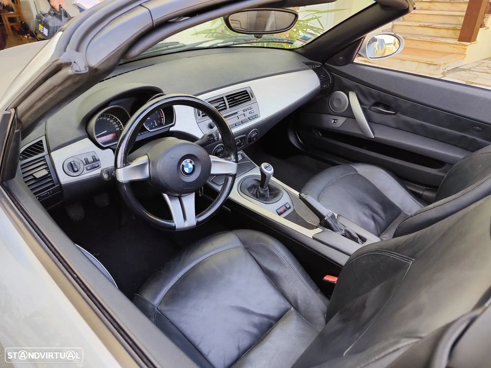 BMW Z4 2.5 - 6