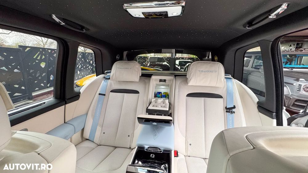 Rolls-Royce Cullinan Standard - 19