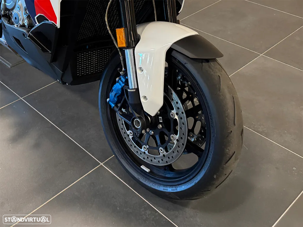 BMW M 1000 XR - 7