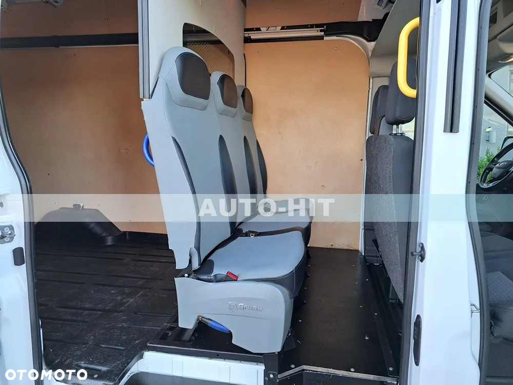 Ford Transit - 13
