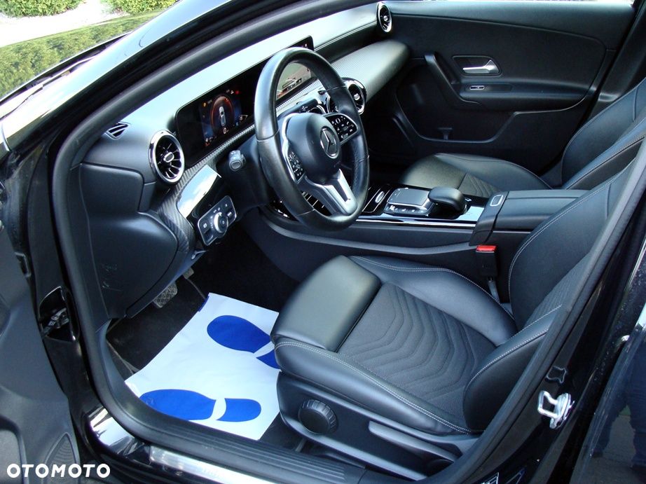 Mercedes-Benz Klasa A 180 d 8G-DCT Progressive - 17