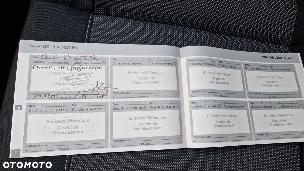 Citroën C3 Aircross 1.2 PureTech Shine - 27