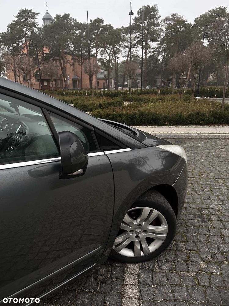 Peugeot 5008 1.6 HDi Premium - 9