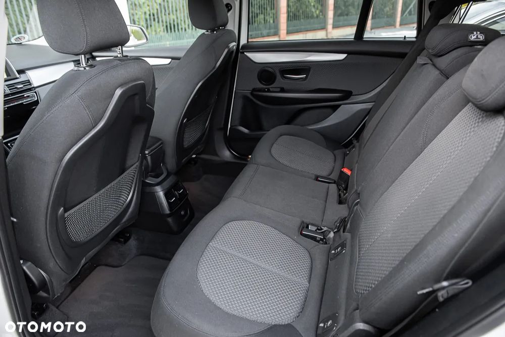 BMW Seria 2 218d Active Tourer Luxury Line - 28