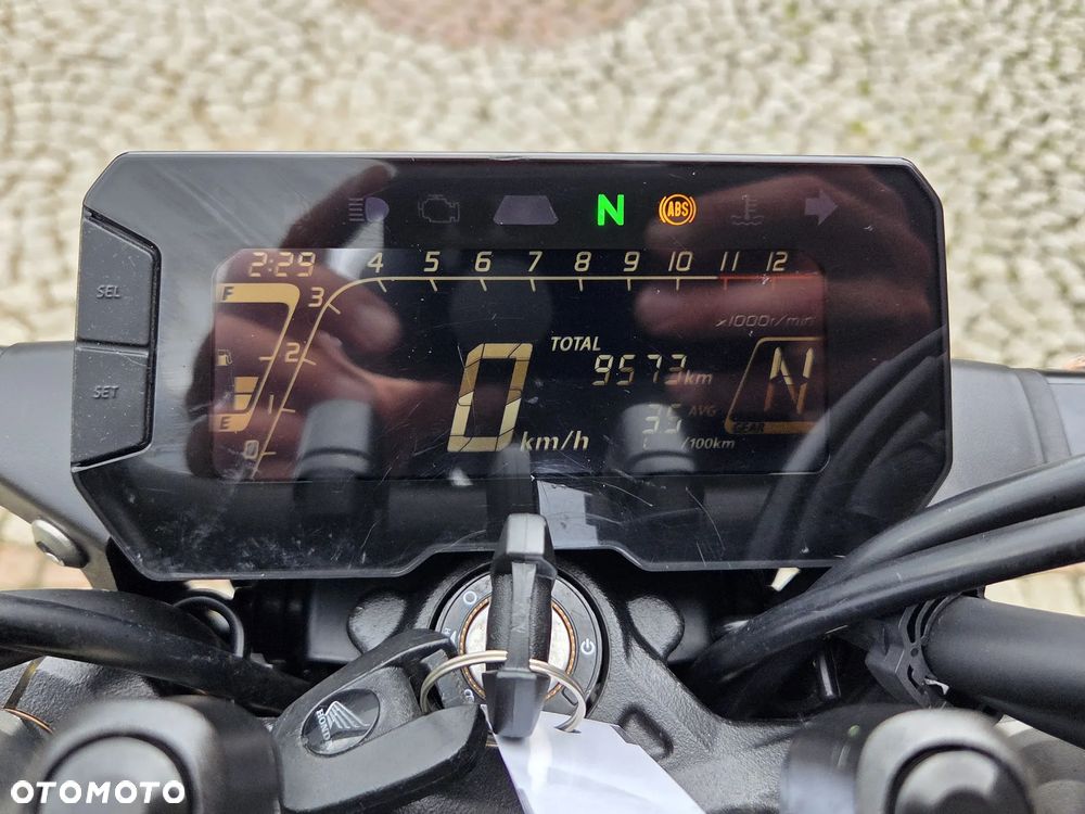 Honda CB - 21