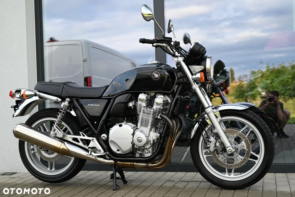 Honda CB - 40