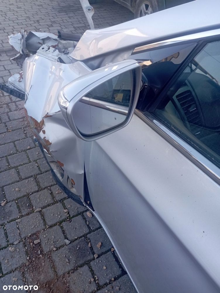 HYUNDAI I40 KOMBI LUSTERKO LEWE ELEKTRYCZNE EU - 2