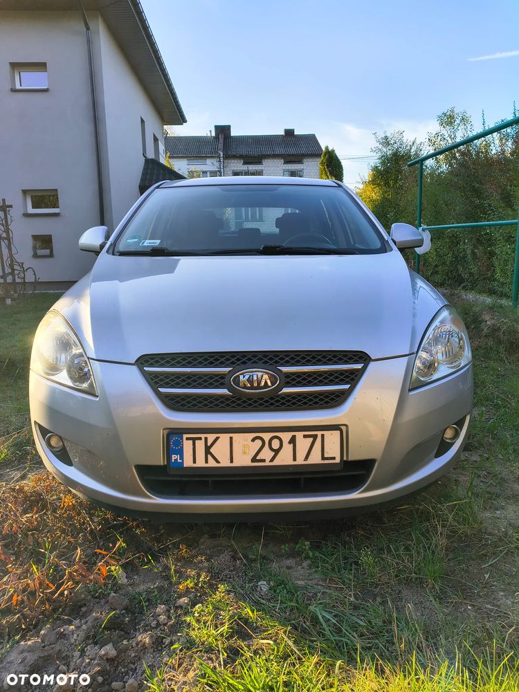 Kia Ceed - 3
