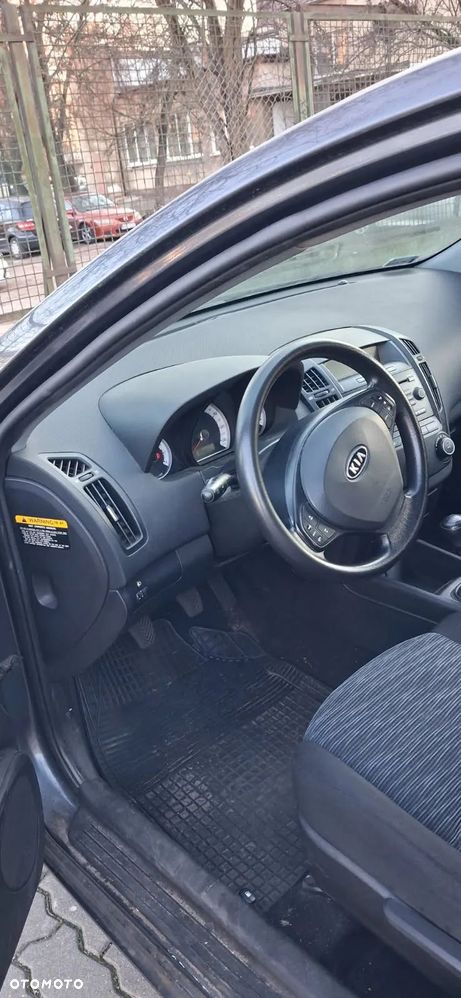 Kia Ceed 1.6 Comfort - 3