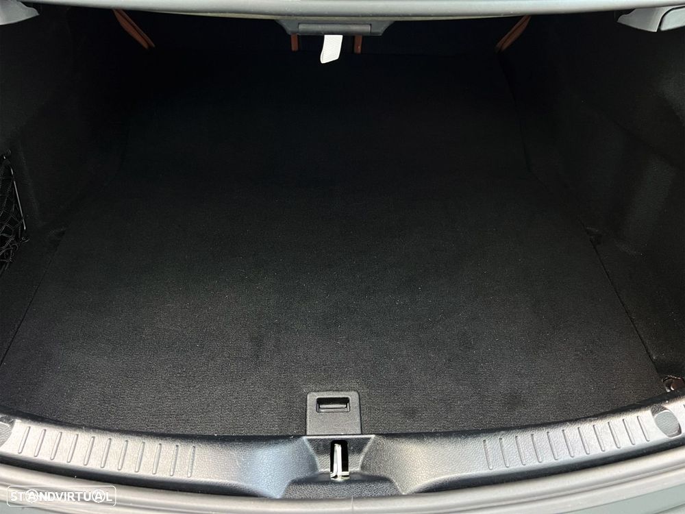 Mercedes-Benz C 200 - 57